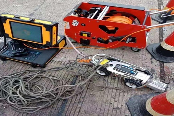 秦淮CCTV管道检测机器人